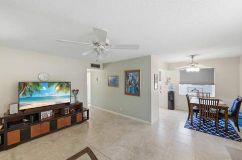 330 Piedmont #330, Delray Beach FL - photo 8 of 63