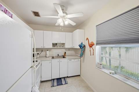 330 Piedmont #330, Delray Beach FL - photo 11 of 63