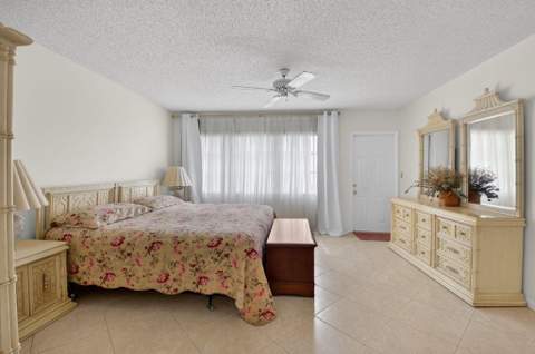 14579 Canalview Drive #B, Delray Beach FL - photo 16 of 35