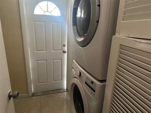 5049 NW 42nd Street, Lauderdale Lakes FL - photo 7 of 11