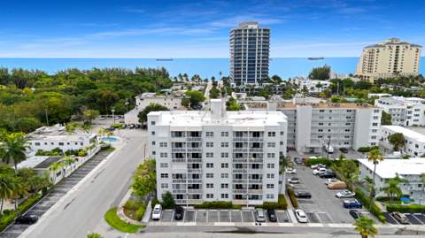 720 Orton Avenue #402, Fort Lauderdale FL - photo 21 of 30