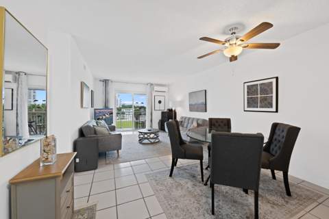 720 Orton Avenue #402, Fort Lauderdale FL - photo 6 of 30