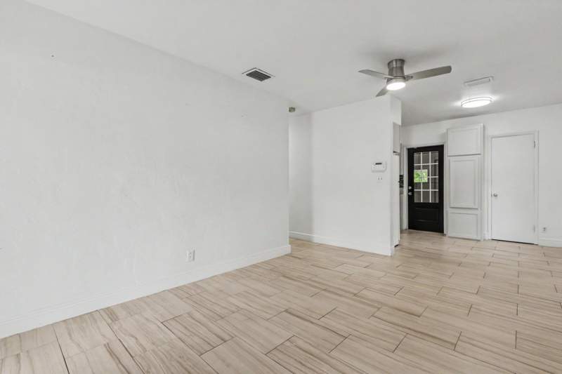 3 bedroom Single Family Residence at 604 NE 14th Place, Lauderdale Gardens, Fort Lauderdale — photo 5