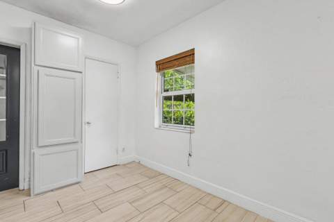 604 NE 14th Place, Fort Lauderdale FL - photo 16 of 48