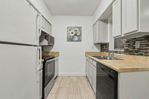 604 NE 14th Place, Fort Lauderdale FL - photo 17 of 48