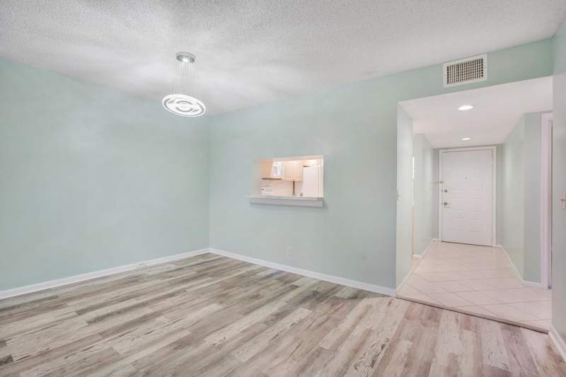 2 bedroom Condominium at 12800 SW 7th #206g, Buckingham At Century Village, Pembroke Pines — photo 3