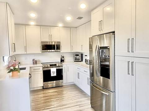 1103 Landings Boulevard, Greenacres FL - photo 9 of 47