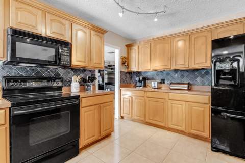 10875 NW 40th Street, Coral Springs FL - photo 21 of 78