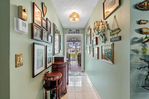 2017 SW Golf Lane #113, Boynton Beach FL - photo 6 of 22