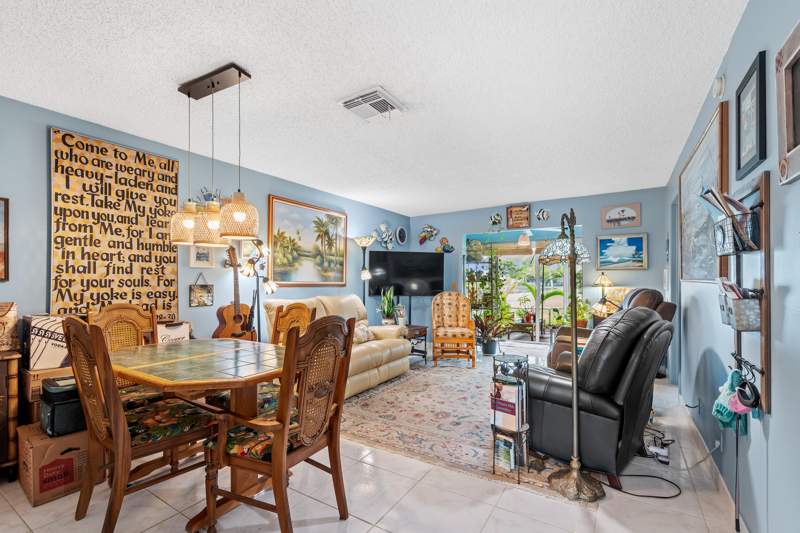2 bedroom Villa at 2017 SW Golf Lane #113, Leisureville Golf Lane, Boynton Beach — photo 5