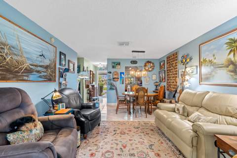 2017 SW Golf Lane #113, Boynton Beach FL - photo 8 of 22