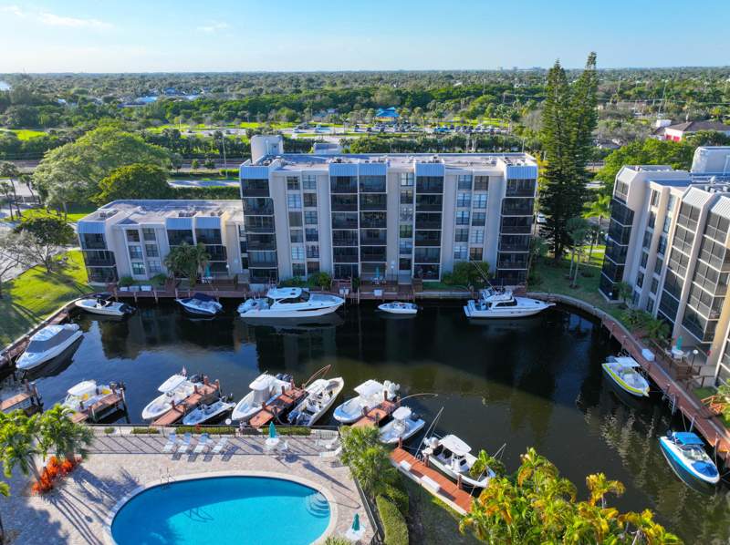2 bedroom Condominium at 4 Royal Palm Way #601, Boca Bayou Condo, Boca Raton — photo 3