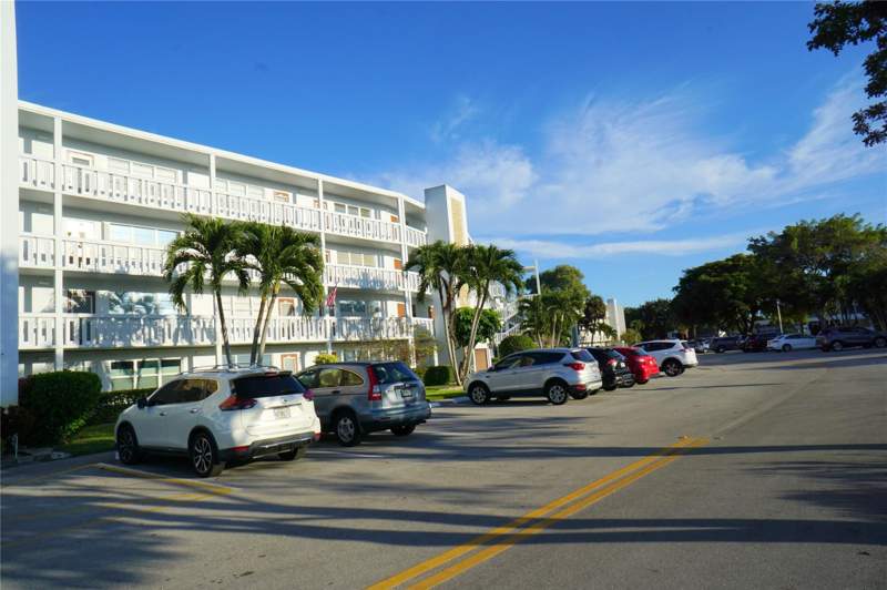 1 bedroom Condominium at 4029 Newport #4029, Newport H Condo, Deerfield Beach — photo 2