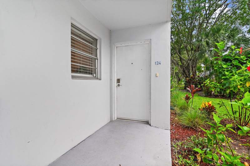 3 bedroom Condominium at 6400 NW 2nd Avenue #124, Boca Teeca Condo 9, Boca Raton — photo 5