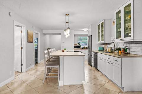 6400 NW 2nd Avenue #124, Boca Raton FL - photo 9 of 33