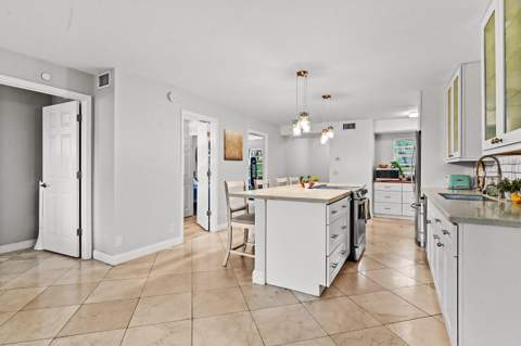 6400 NW 2nd Avenue #124, Boca Raton FL - photo 10 of 33
