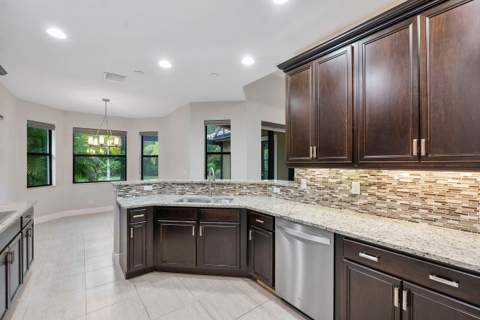 8231 Canopy Terrace, Parkland FL - photo 14 of 51