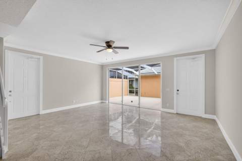 219 Soriano Drive, Jupiter FL - photo 14 of 54