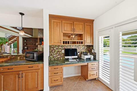 10400 W Tara Boulevard, Boynton Beach FL - photo 16 of 71