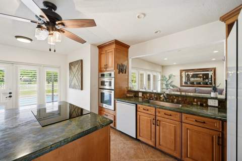 10400 W Tara Boulevard, Boynton Beach FL - photo 17 of 71