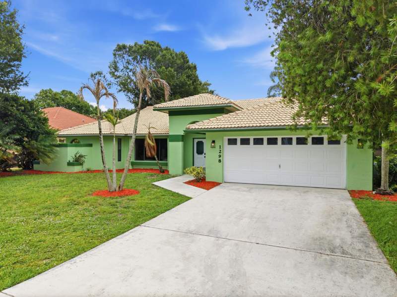 3 bedroom Single Family Residence at 1298 SW Cedar Cove, Country Club Estates Parcel 8 Phase 1, Port St. Lucie — photo 2
