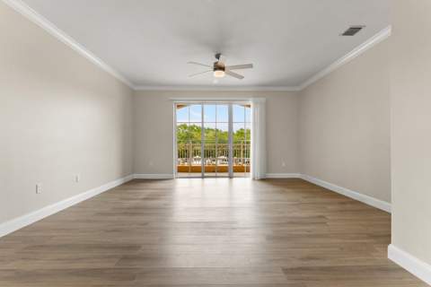 643 Casa Loma Boulevard, Boynton Beach FL - photo 15 of 48