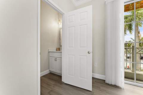 643 Casa Loma Boulevard, Boynton Beach FL - photo 18 of 48