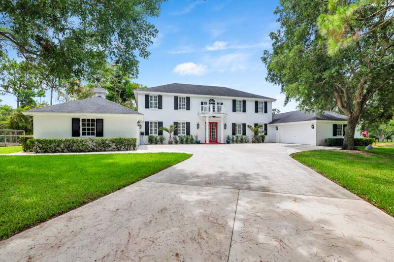 5 bedroom Single Family Residence at 13230 Running Water Road, Caloosa, Palm Beach Gardens — photo 3
