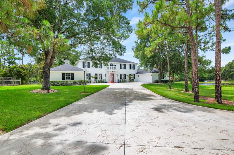 5 bedroom Single Family Residence at 13230 Running Water Road, Caloosa, Palm Beach Gardens — photo 2