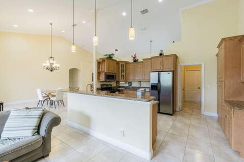 2301 SW Vale, Port St. Lucie FL - photo 13 of 64