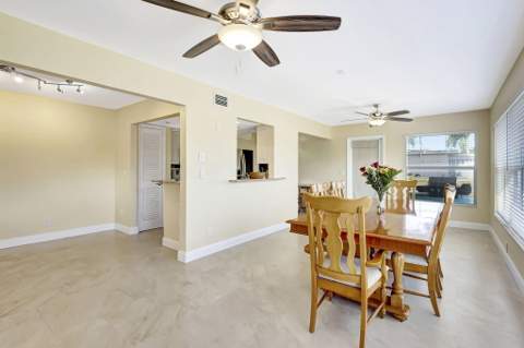 683 SE Harborview Drive, Port St. Lucie FL - photo 11 of 56