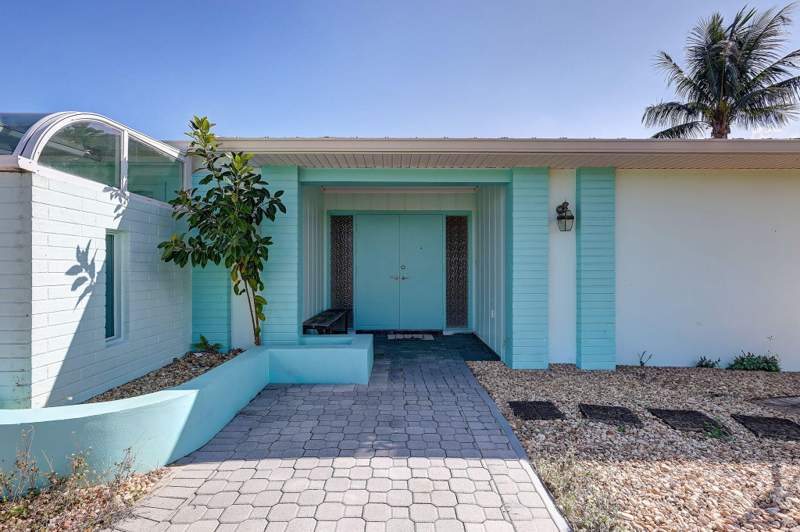 3 bedroom Single Family Residence at 683 SE Harborview Drive, Port St Lucie Section 6, Port St. Lucie — photo 3