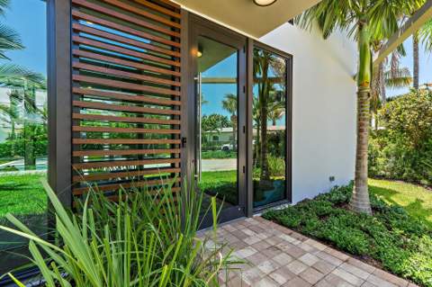 390 Jupiter Lane, Juno Beach FL - photo 8 of 63