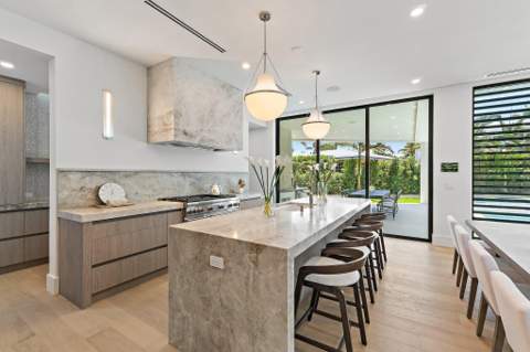 390 Jupiter Lane, Juno Beach FL - photo 19 of 63