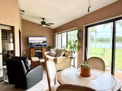 5878 Parkwalk Circle, Boynton Beach FL - photo 11 of 47