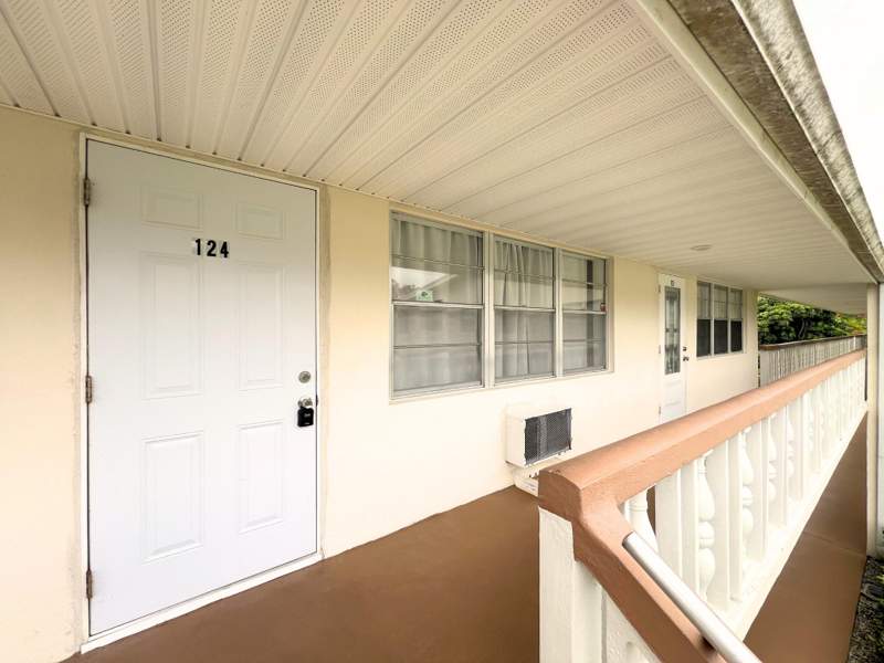 1 bedroom Condominium at 124 E Andover #124, Andover Condos, West Palm Beach — photo 2