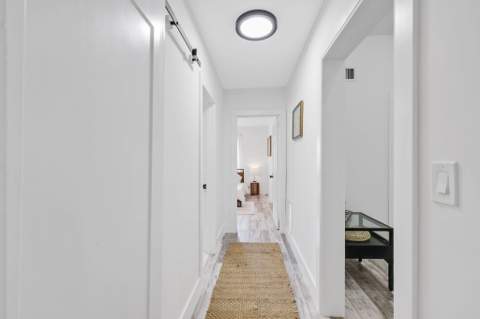 744 Sunset Road, West Palm Beach FL - photo 11 of 37
