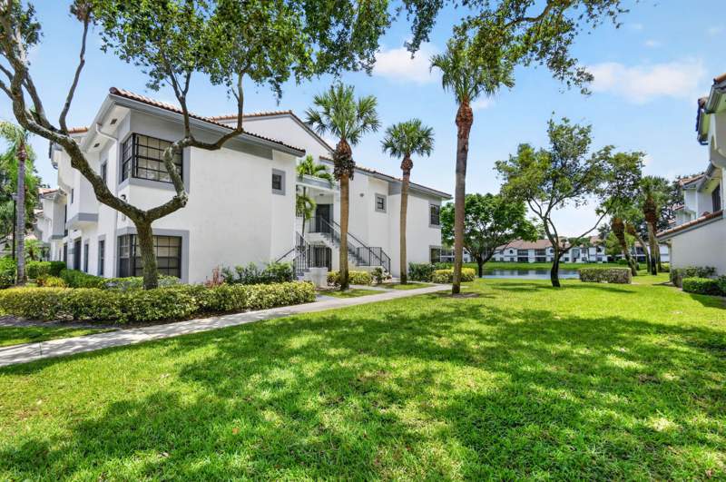 3 bedroom Condominium at 5394 Firenze Drive #M, Platina- Alexandra Village Condo, Boynton Beach — photo 2