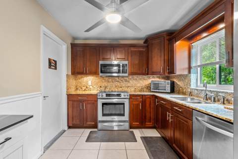 1108 Sonata Way, Royal Palm Beach FL - photo 7 of 24