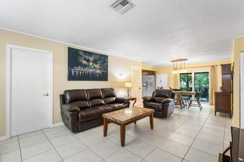 4 bedroom Single Family Residence at 1108 Sonata Way, Counterpoint Estates 1, Royal Palm Beach — photo 2