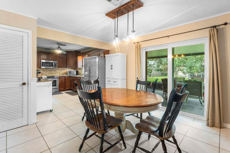 4 bedroom Single Family Residence at 1108 Sonata Way, Counterpoint Estates 1, Royal Palm Beach — photo 4