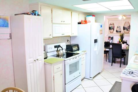 5715 NW 84th Terrace, Tamarac FL - photo 8 of 40