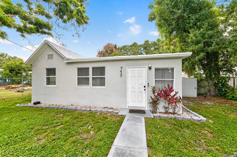 2 bedroom Single Family Residence at 716 Citrus Avenue, Parkway Place, Fort Pierce — photo 2