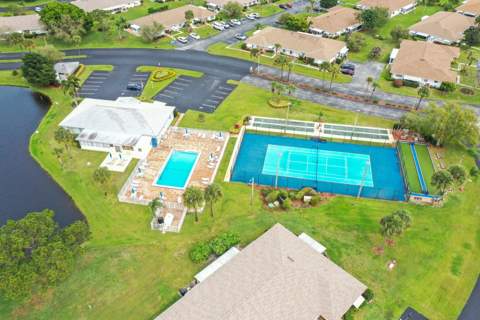 1212 Lakes End Drive #D, Fort Pierce FL - photo 22 of 35