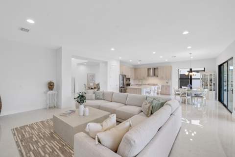 20028 Pacific Dunes Drive, Boca Raton FL - photo 10 of 42