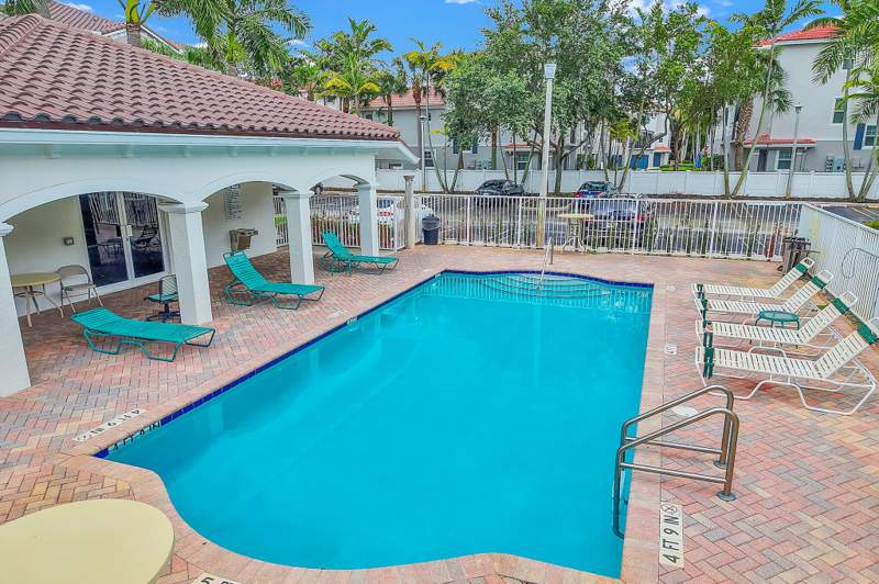 3 bedroom Townhouse at 528 Bayfront Drive, Bayfront Of Boynton Beach Condo, Boynton Beach — photo 5