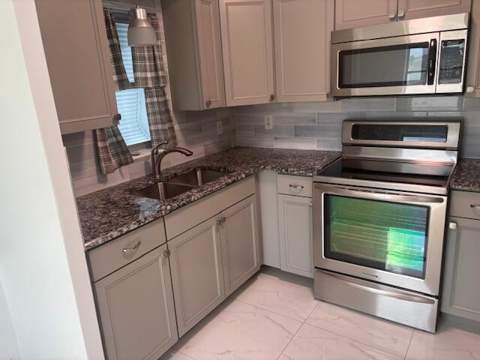 10162 N Meridian Way Way #6, Palm Beach Gardens FL - photo 9 of 16