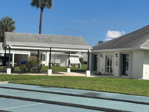 10162 N Meridian Way Way #6, Palm Beach Gardens FL - photo 15 of 16