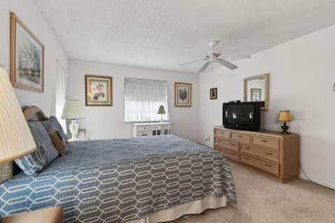 13837 Via Flora #E, Delray Beach FL - photo 18 of 36