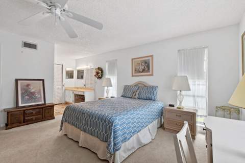 13837 Via Flora #E, Delray Beach FL - photo 19 of 36